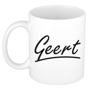 Naam cadeau mok / beker Geert met sierlijke letters 300 ml   -