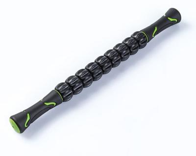 Verlichten van spierpijn en kramp spier roller stick body massage roller (zwart)