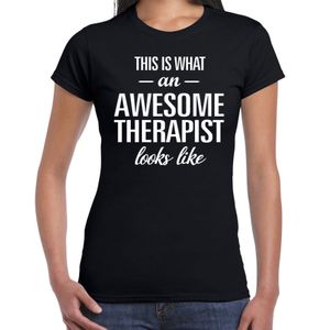 Awesome therapist / geweldige therapeut cadeau t-shirt zwart voor dames