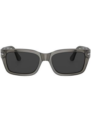 Persol lunettes de soleil teintées à monture rectangulaire - Gris
