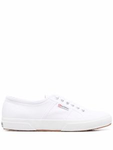 Superga baskets à patch logo - Blanc