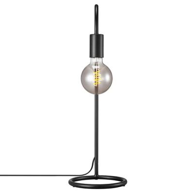Kleine zwarte tafellamp met E27 fitting en schakelaar &apos;Nordlux Paco&apos;