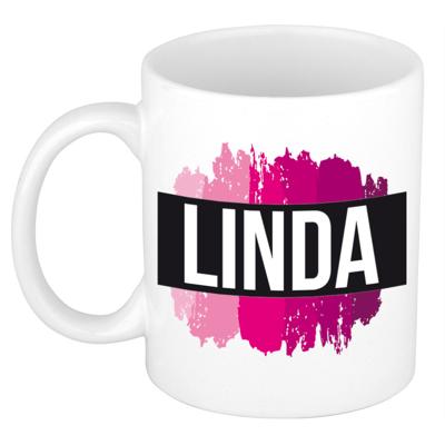 Linda naam cadeau koffie mok - beker - met roze verfstrepen - Cadeau collega - moederdag