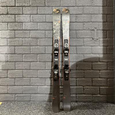 Rossignol Tweedehands Ski&apos;s 140