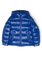 Moncler Enfant manteau matelassé à patch logo - Bleu - thumbnail