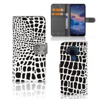 Nokia 5.4 | Telefoonhoesje | Met pasjeshouder | Slangenprint