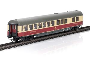 Märklin 43872 H0 sneltreinrestauratiewagen purperrood/beige van de DB WRmh 132