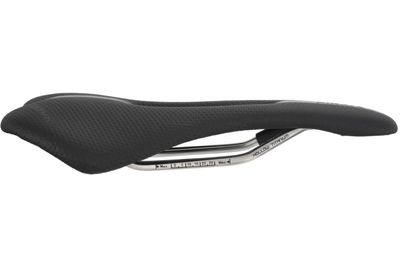 Trivio - pirate pfs fietszadel zwart