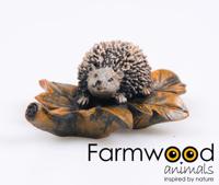 Farmwood Animals Egel Op Blad Natural L10cm - thumbnail