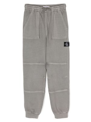 Calvin Klein Kids pantalon de jogging à détail nervuré - Gris