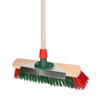 Houten straatbezem/buitenbezem elaston - 40 cm - met houten steel van 130 cm Houten straatbezem/buitenbezem elaston - 40 cm - met houten steel van 130 cm