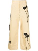 Nanushka pantalon court à fleurs - Jaune