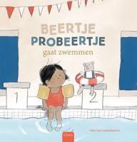 Beertje Probeertje gaat zwemmen (Hardback)
