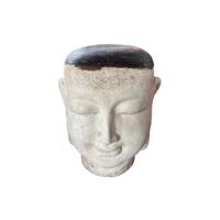 Makayla White Buddha-vormig GRC-beeld