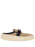 Ferragamo baskets à nœud Vara - Tons neutres Ferragamo baskets à nœud Vara - Tons neutres