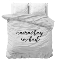 Dekbedovertrek Namastay Wit Tekst 240x200 Cm Anti Allergie & Anti Huisstofmijt & Gezien Op TV Sleeptime Essentials - Dekbed-Discounter.nl
