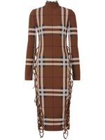 Burberry robe mi-longue à carreaux - Marron