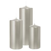 Cilinderkaarsen/stompkaarsen - set van 3 - metallic zilver - 6x12/7x15/7x20 cm