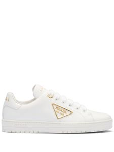 Prada baskets Edge à logo triangulaire - Blanc