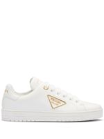 Prada baskets Edge à logo triangulaire - Blanc