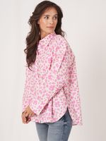 Overhemd met bloemenprint en borstzakjes