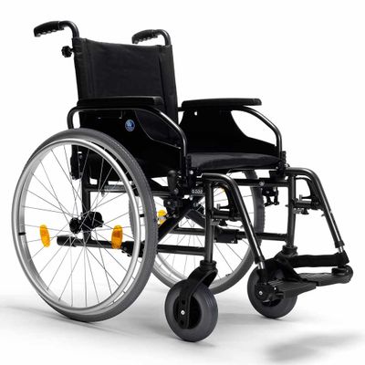 Rolstoel D200 (16,8 kg) | Zitbreedte : 46 cm (standaard) | Vermeiren