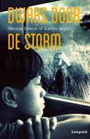 Dwars door de storm (Paperback)