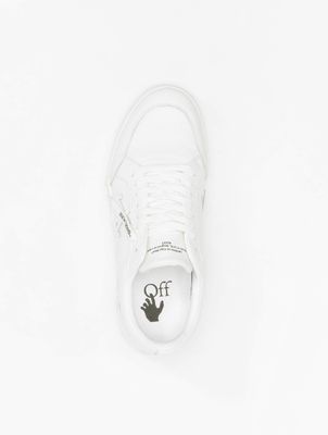 Off-White / sneaker Low Vulcanized Calf Leather in wit Off-White / sneaker Low Vulcanized Calf Leather in wit
