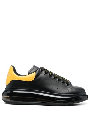 Alexander McQueen baskets Oversized - Noir