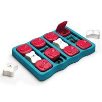 Nina Ottosson dog brick turquoise / rood Nina Ottosson dog brick turquoise / rood