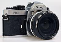 Nikon FM2 zilver + Nikkor 28mm f/3.5 - Tweedehands - thumbnail