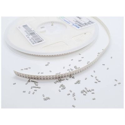 Walsin 1206N680J500CT Keramische condensator SMD 1206 68 pF 50 V 5 % 1 stuk(s) Tape on Full reel