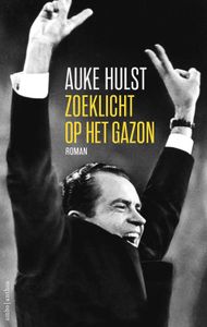 Zoeklicht op het gazon - Auke Hulst - ebook