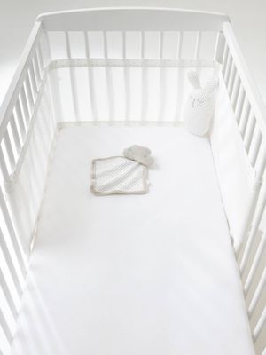 Ventilerende bedomheining Etoiles du soir wit
