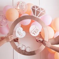 Ginger Ray HN-813 Blush Hen Photobooth Frame