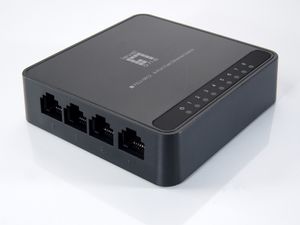 LevelOne FEU-0812 netwerk-switch Fast Ethernet (10/100) Zwart