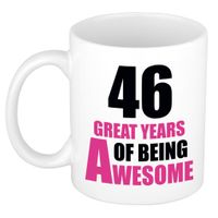 46 great years of being awesome cadeau mok / beker wit en roze