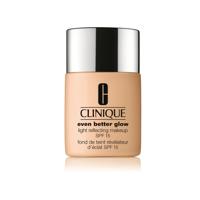 Clinique Even Better Glow Light Reflecting Foundation met SPF15 12 Meringue - 30ml Clinique Even Better Glow Light Reflecting Foundation met SPF15 12 Meringue - 30ml