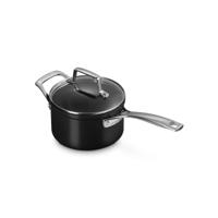 LE CREUSET - Essential Non-Stick Ceramic - Steelpan 16cm 1,90l LE CREUSET - Essential Non-Stick Ceramic - Steelpan 16cm 1,90l