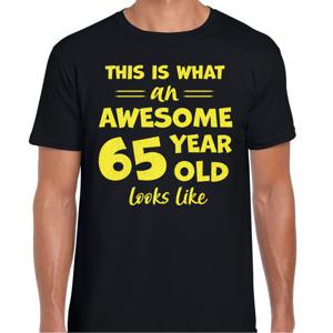 Cadeau T-shirt voor heren - leeftijd 65 jaar - awesome - zwart - glitter geel - Verjaardagsfeest