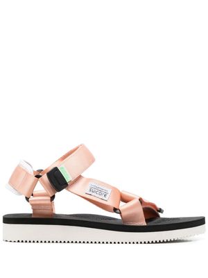 Suicoke sandales à semelle épaisse - Rose