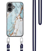 iPhone 17 hoesje met donkerblauw koord - Marmer lichtblauw
