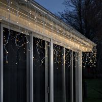 Konstsmide Lichtgordijn voor buiten - 200 LEDs - Extra warm wit - Dimbaar - 6 meter - Kerstverlichting Konstsmide Lichtgordijn voor buiten - 200 LEDs - Extra warm wit - Dimbaar - 6 meter - Kerstverlichting