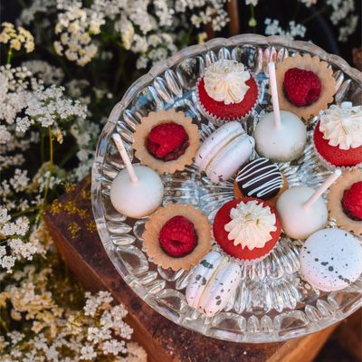Greenery Box: Cake & Sweets (50 personen)