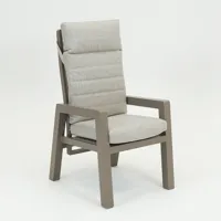 Valerie pump chair