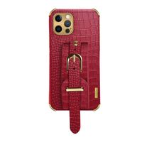 iPhone SE 2022 hoesje - Backcover - Slangenprint - Handvat - Gesp - Kunstleer - Rood
