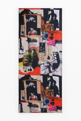 Foulard ontworpen door Mr. Christian Lacroix - MATERIAL FINISHES - U