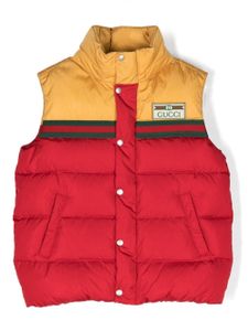 Gucci Kids gilet matelassé à bande Web - Rouge