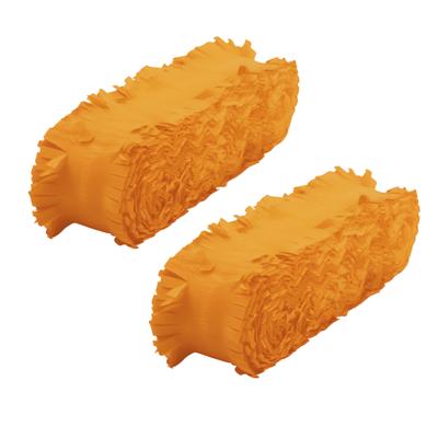 Crepe papier feest slingers/guirlande - 2x - 6 meter - oranje - feestversiering - uni kleuren Crepe papier feest slingers/guirlande - 2x - 6 meter - oranje - feestversiering - uni kleuren