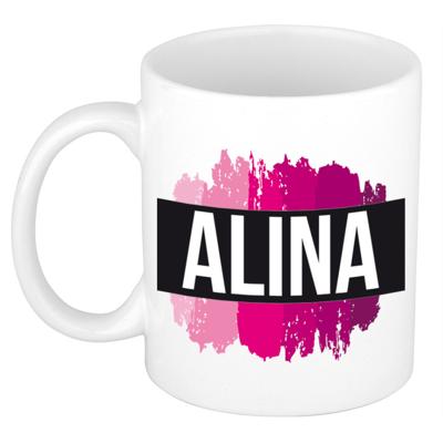 Alina naam cadeau koffie mok - beker - met roze verfstrepen - Cadeau collega - moederdag